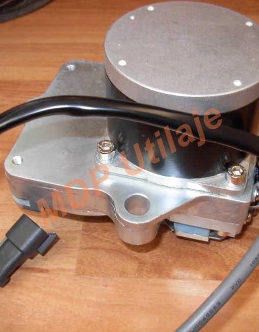 Guvernator excavator Komatsu