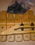Dinte central buldoexcavatoare Komatsu ITR